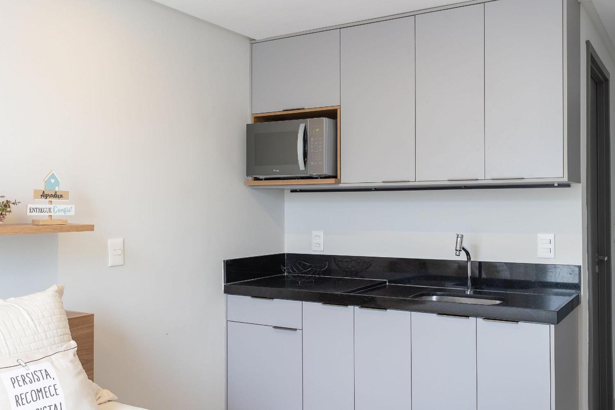 Breeze Residence#408 Apartamento
