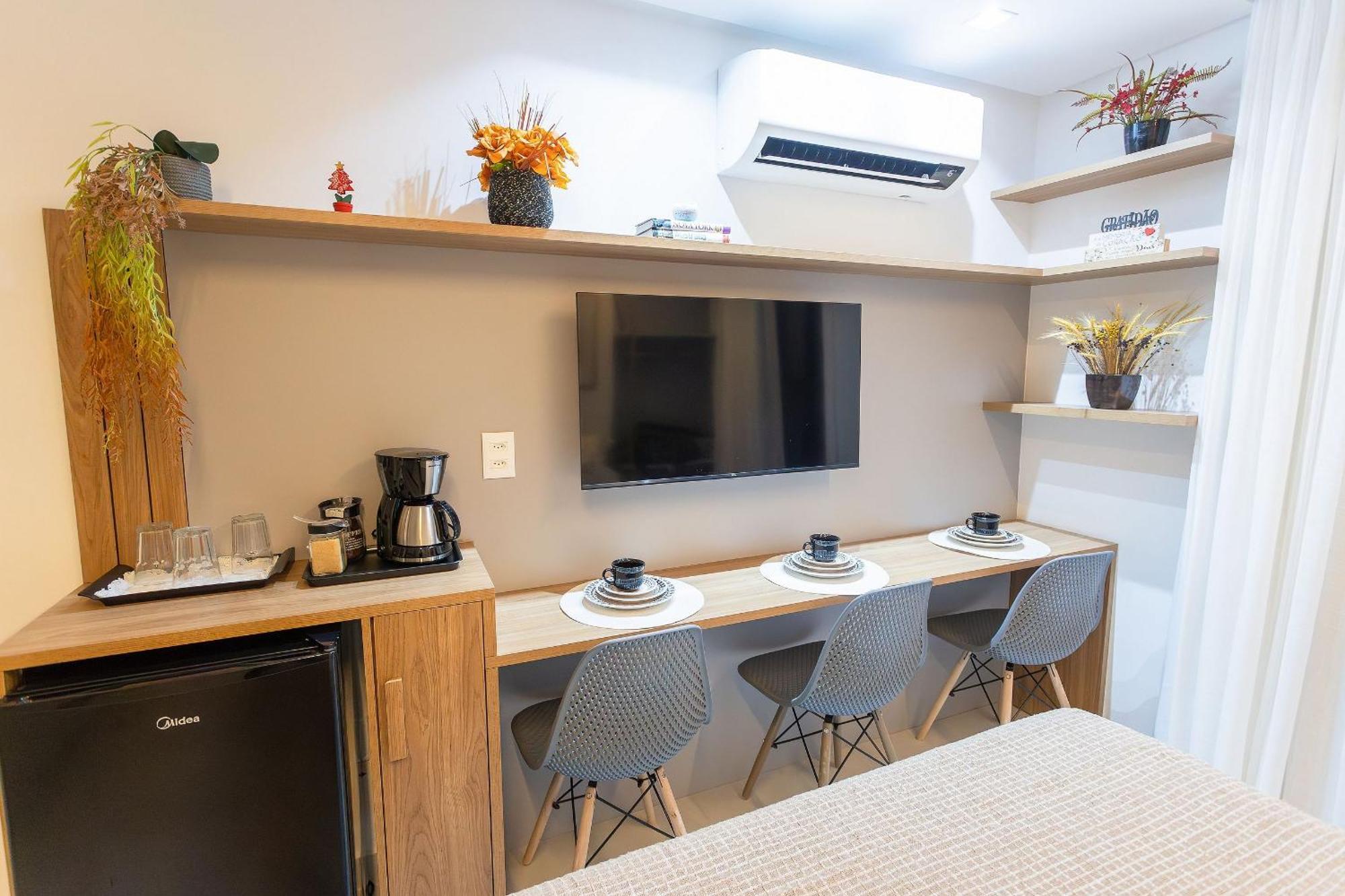 Breeze Residence#408 Apartamento