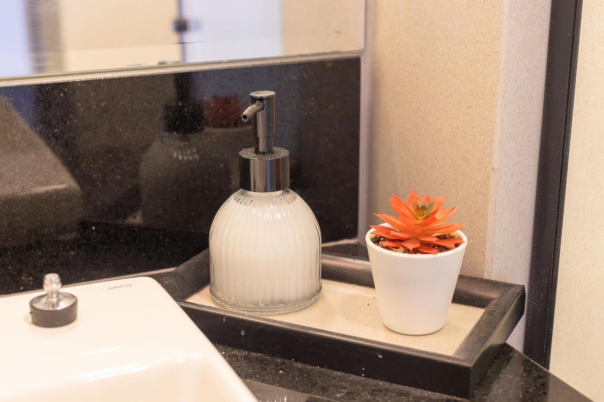 Breeze Residence#408 Apartamento